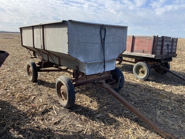 david-bradley-flairbed-wagon-image-1