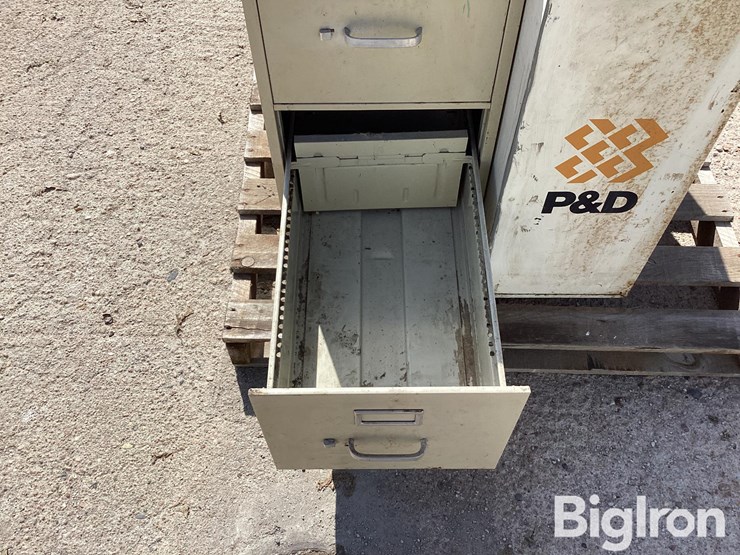 parts-cabinet-&-2-drawer-filing-cabinet-image-12