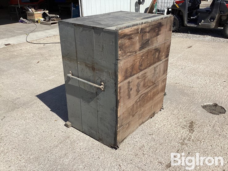 6-drawer-wooden-cabinet-image-7