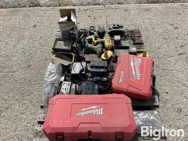 private-band-radios,-jd-impact-wrench,-dewalt-impact-wrench-image-9