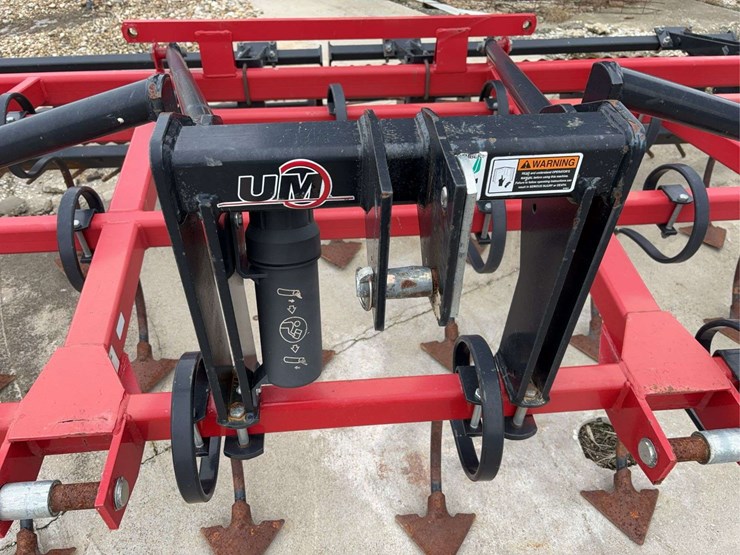 24'-unverferth-perfecta,-3-pt,-mounted-field-cultivator-image-2