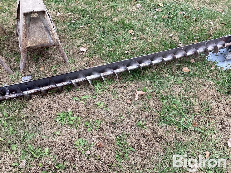 sweep-auger,-metal-saw-horses,-fan-image-19