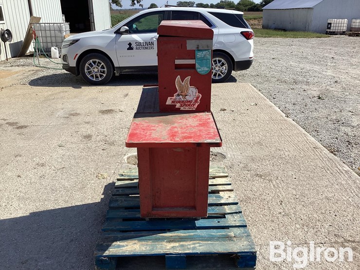 sears-craftsman-toolbox-w/-tools-image-8