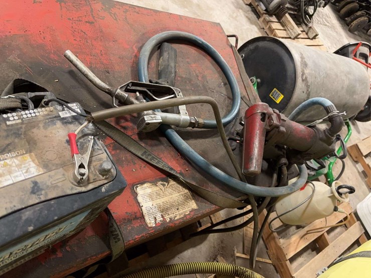 electric-fuel-storage-tanks-and-pumps-125-gal.-image-3