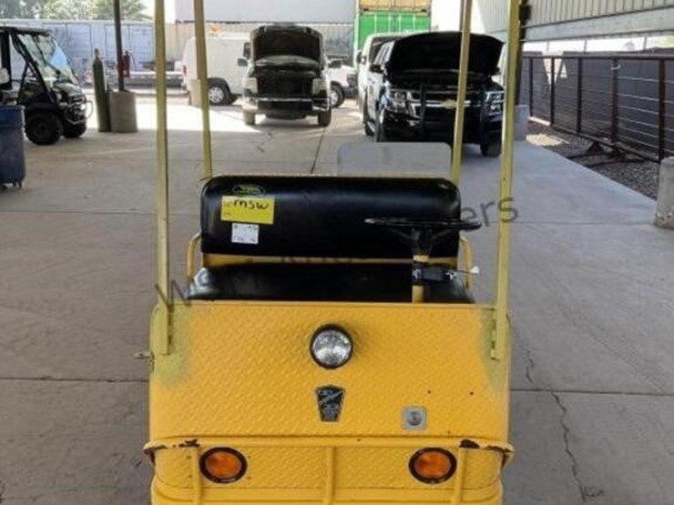 taylor-dunn-utility-cart-image-3