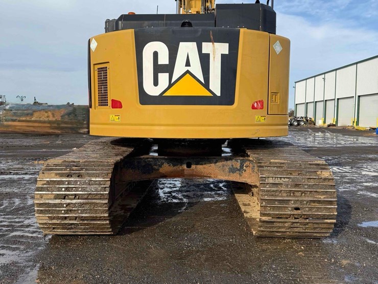 2015-caterpillar-335fl-image-5