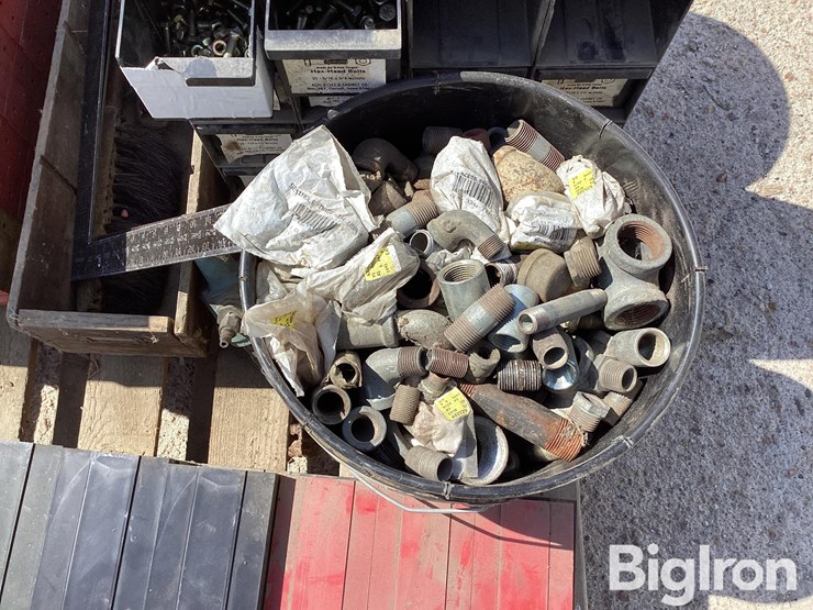 hardware-bins-w/-hardware-&-miscellaneous-fittings-&-tools-image-15