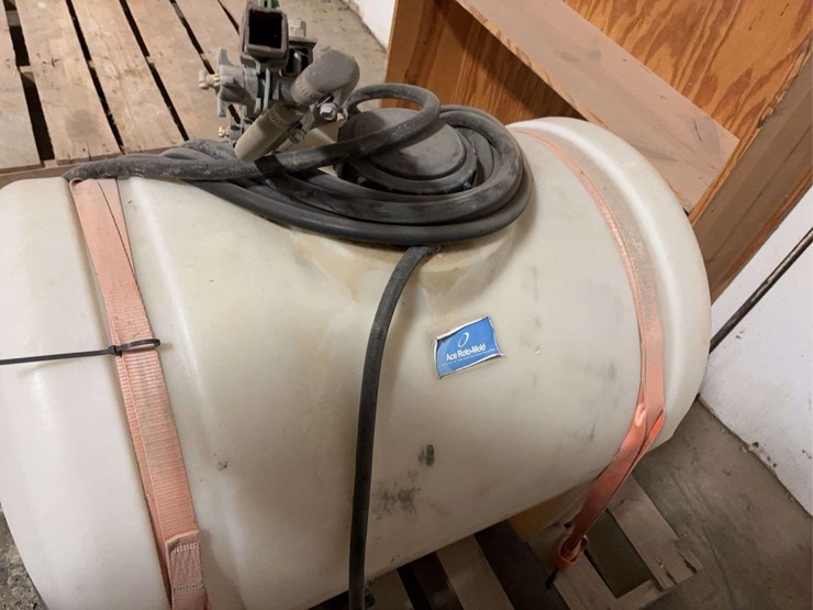 65-gallon-12v-sprayer-image-4