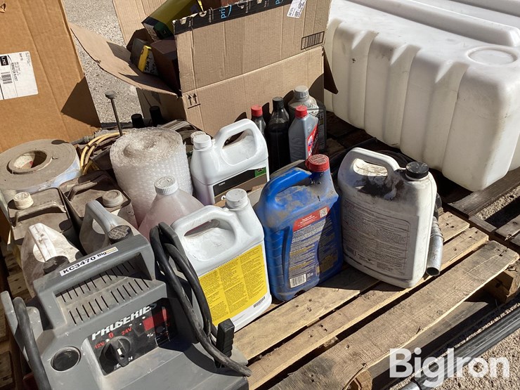 50-gal-plastic-oil-tank-&-other-miscellaneous-items-image-16