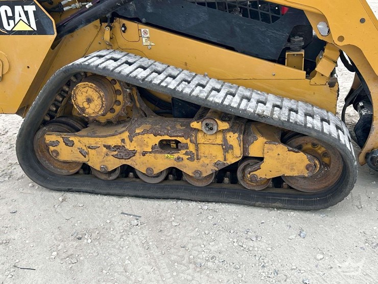 2019-caterpillar-259d-image-12