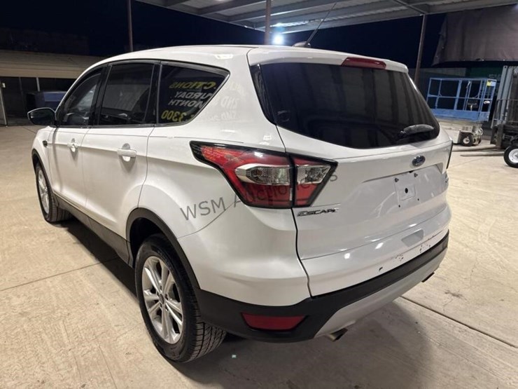 ford-escape-se-image-6