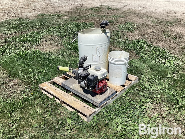 gas-engine-&-pump-w/-hoses-image-3