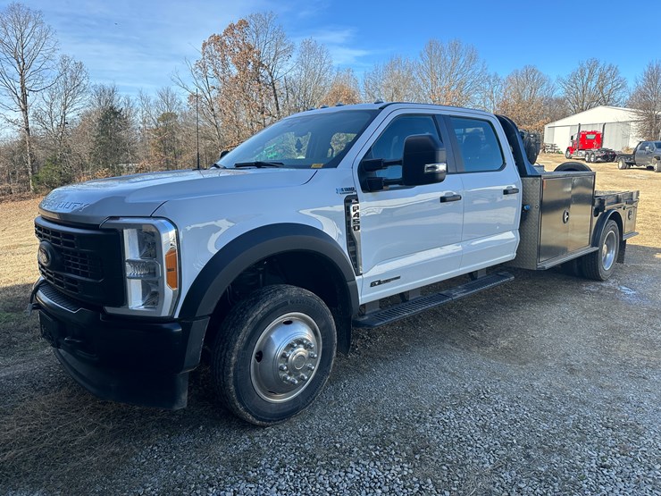 ford-f450-xl-image-1