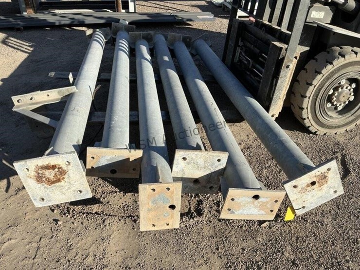 (6)-galvanized-light-posts-image-3