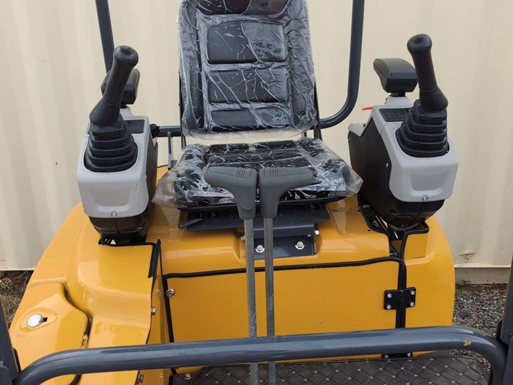 ir-mini-excavator---ire20---kubota-engine-image-5