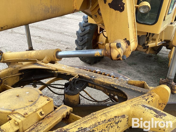 john-deere-570-image-18