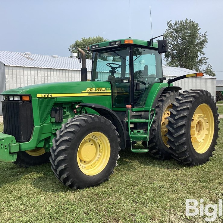 JOHN DEERE 8410