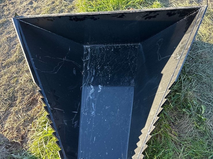 jmr-stump-bucket-image-1