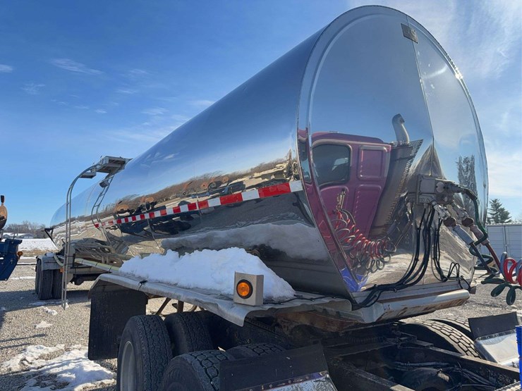 1990-ss-barbell-tanker-trailer-with-2-baffles-image-9