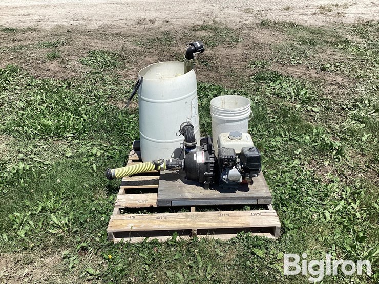 gas-engine-&-pump-w/-hoses-image-4