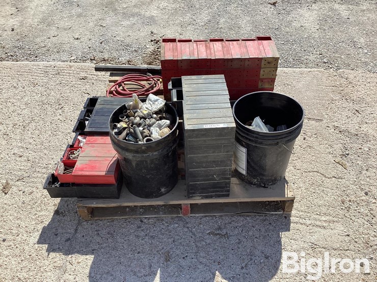 hardware-bins-w/-hardware-&-miscellaneous-fittings-&-tools-image-6