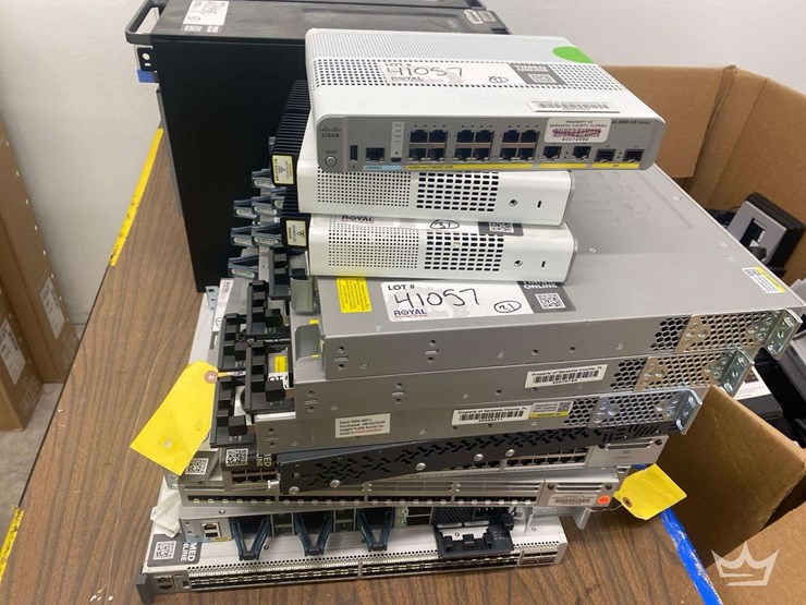 misc-cisco-network-switches-image-2