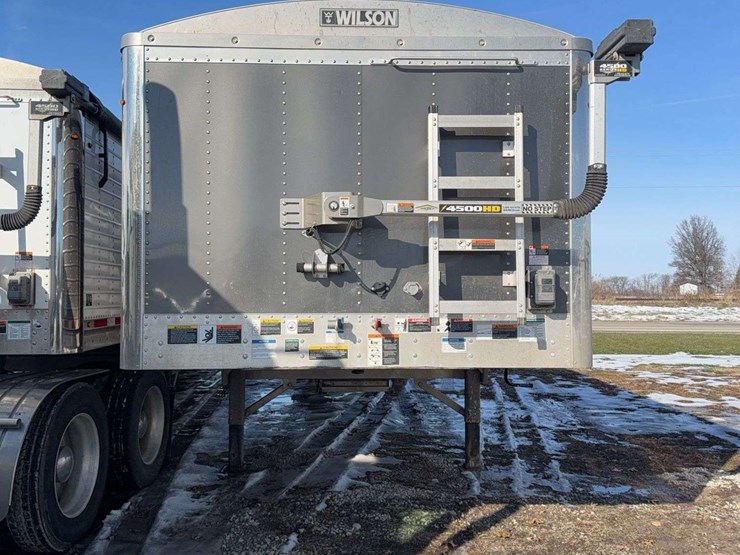 2022-wilson-ag-hopper-image-2