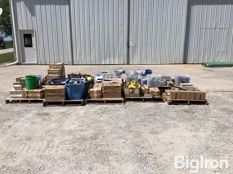 precision-planting-pallets-of-parts-image-12