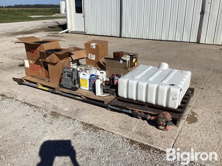50-gal-plastic-oil-tank-&-other-miscellaneous-items-image-1