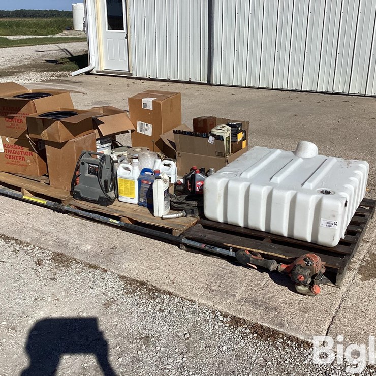50 Gal Plastic Oil Tank & Other Miscellaneous Items