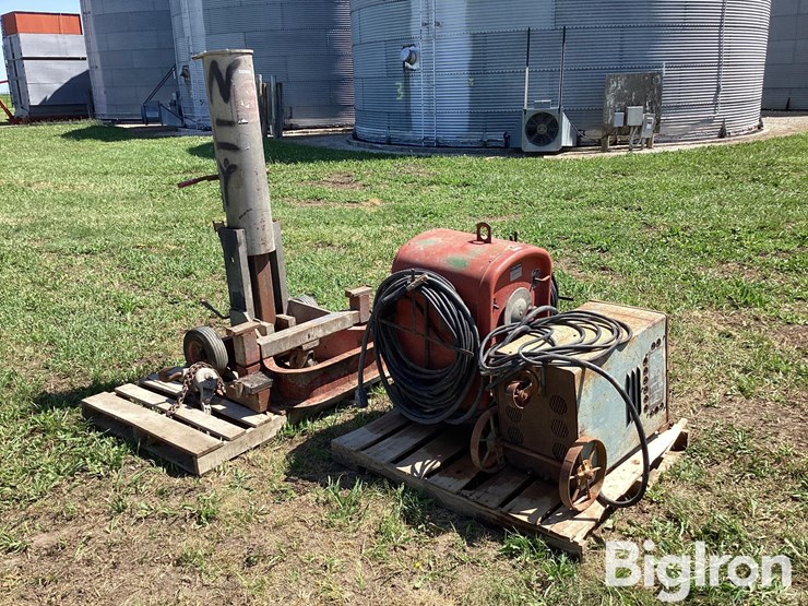 gray-air-lift-jack-&-welder-image-5