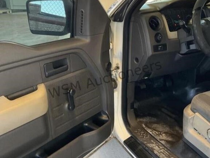 2010-ford-f150-image-23