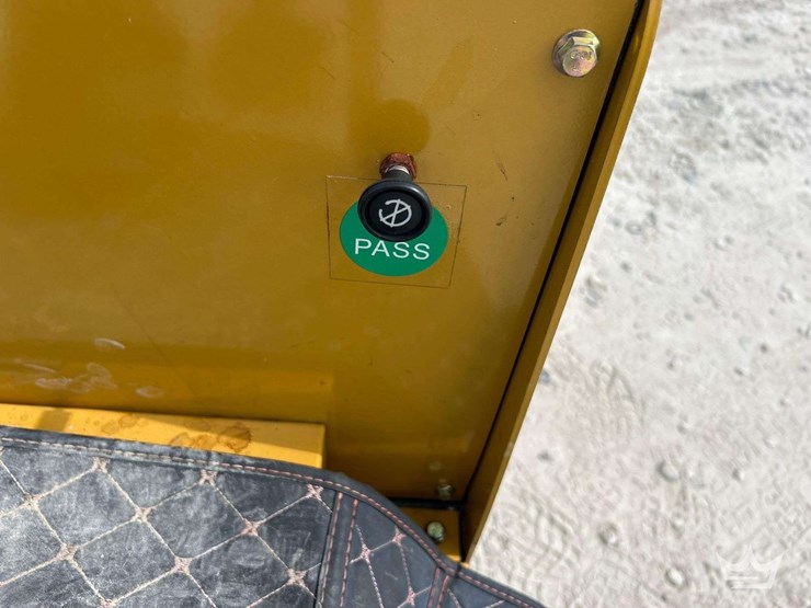 unused-2024-agt-h15-mini-excavator-image-12