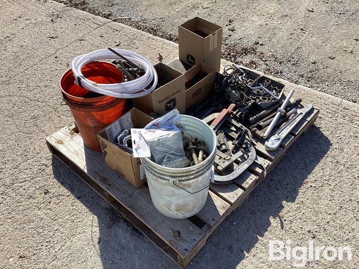 wrenches,-sockets,-miscellaneous-tools-&-hardware-image-3