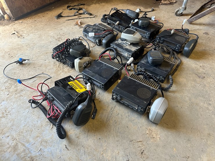 #35585-•-lot-of-(10)-kenwood-radio-transceivers-image-1