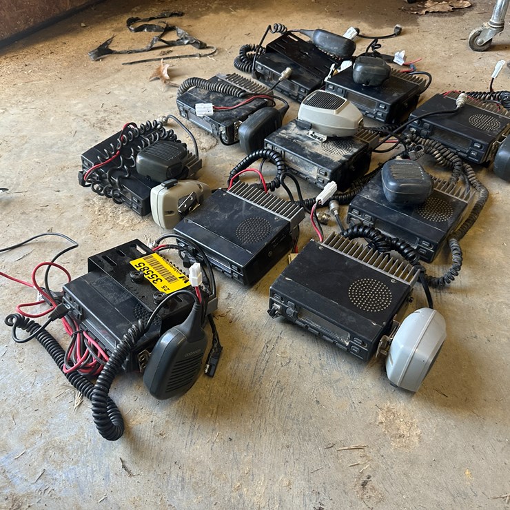 #35585 • Lot of (10) Kenwood Radio Transceivers