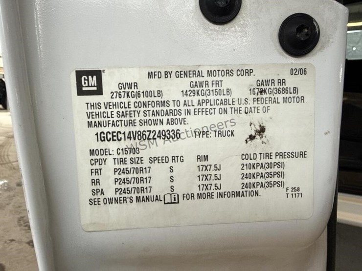 2006-chevrolet-silverado-1500-image-17