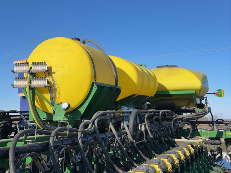 john-deere-36-image-9