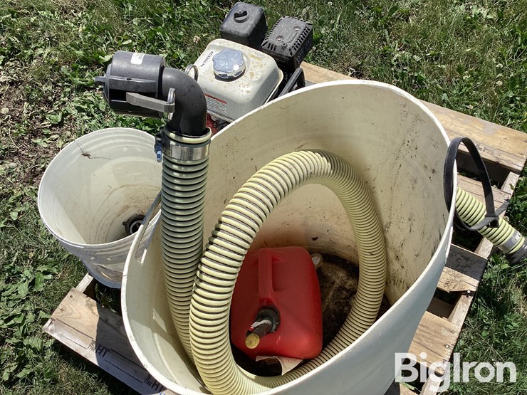 gas-engine-&-pump-w/-hoses-image-10