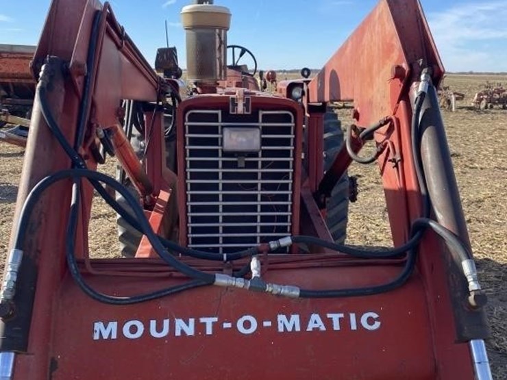 case-ih-2350-image-2