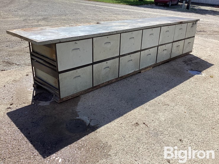 14-drawer-metal-work-bench-image-3