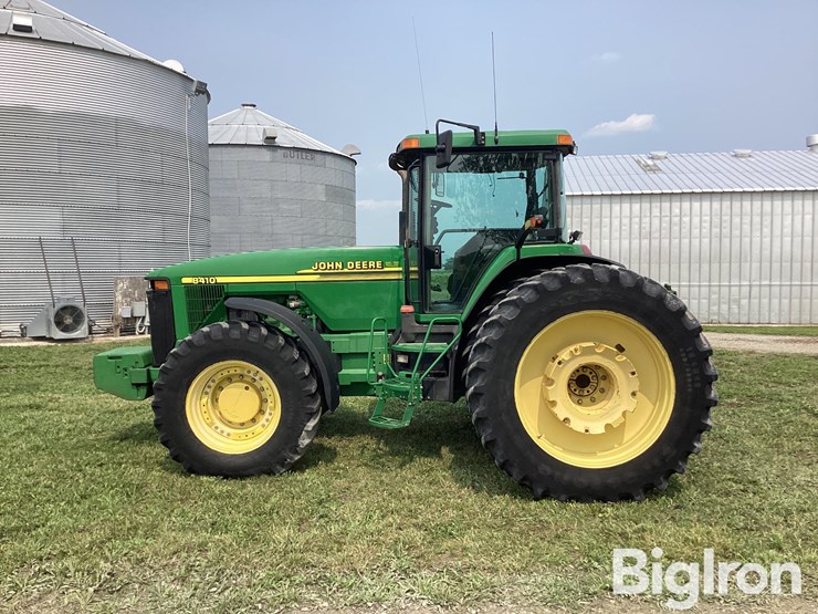 john-deere-8410-image-8