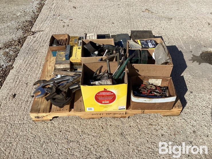 large-end-wrenches,-sockets,-o-ring-kits,-miscellaneous-tools-&-hardware-image-6