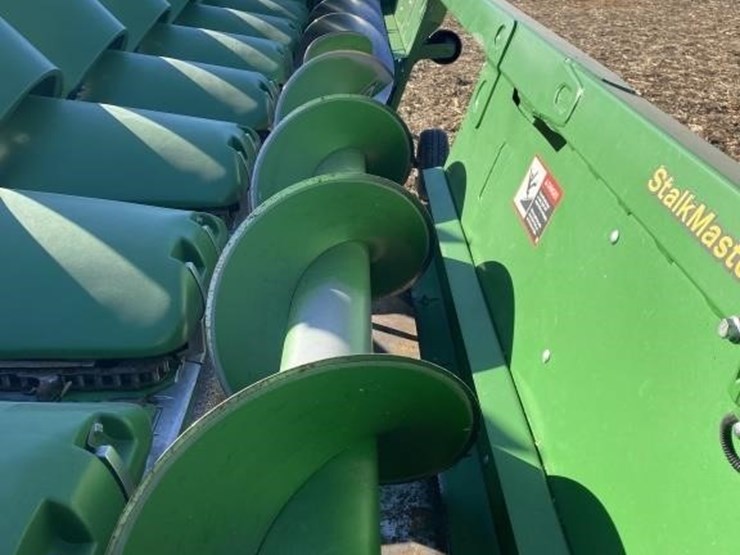 john-deere-708c-image-5