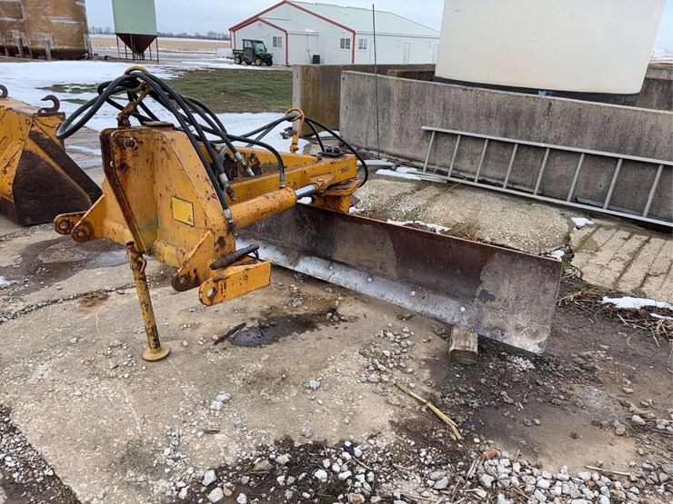 service-10'-blade-image-1