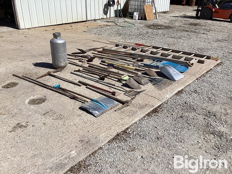 shop-&-gardening-tools-image-3