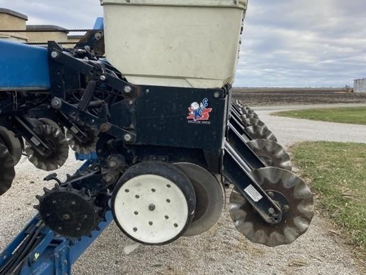 kinze-3600-image-3