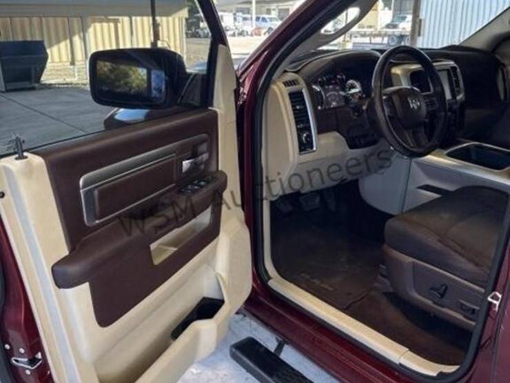 2017-ram-1500-lone-star-image-28