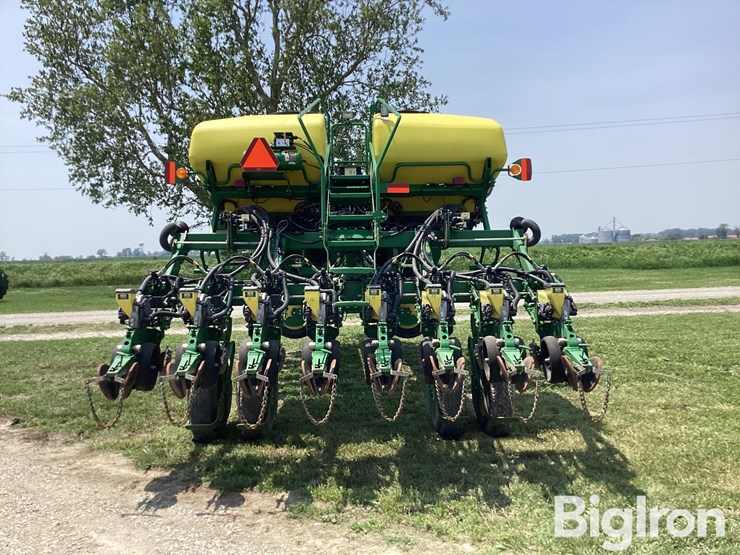 2012-john-deere-1790-image-6