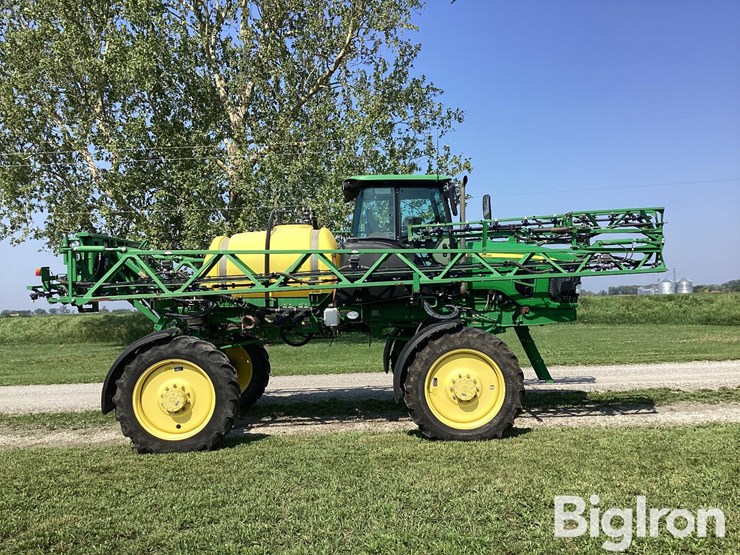 john-deere-4630-image-4